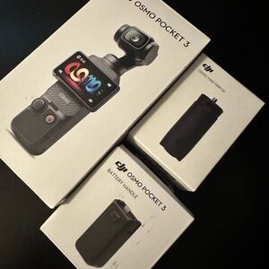 DJI Osmo Pocket 3 bundle *NEW*